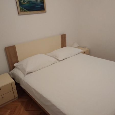 Mravak Apartments โตรกีร์ ภายนอก รูปภาพ