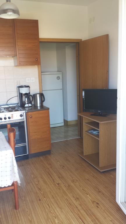 Mravak Apartments โตรกีร์ ภายนอก รูปภาพ